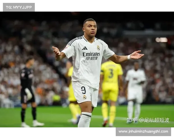 在国际足联各项霸气赛事中大放异彩的顶尖球员如何以超凡实力书写足球传奇 在国际足联各项霸气赛事中大放异彩的顶尖球员如何以超凡实力书写足球传奇